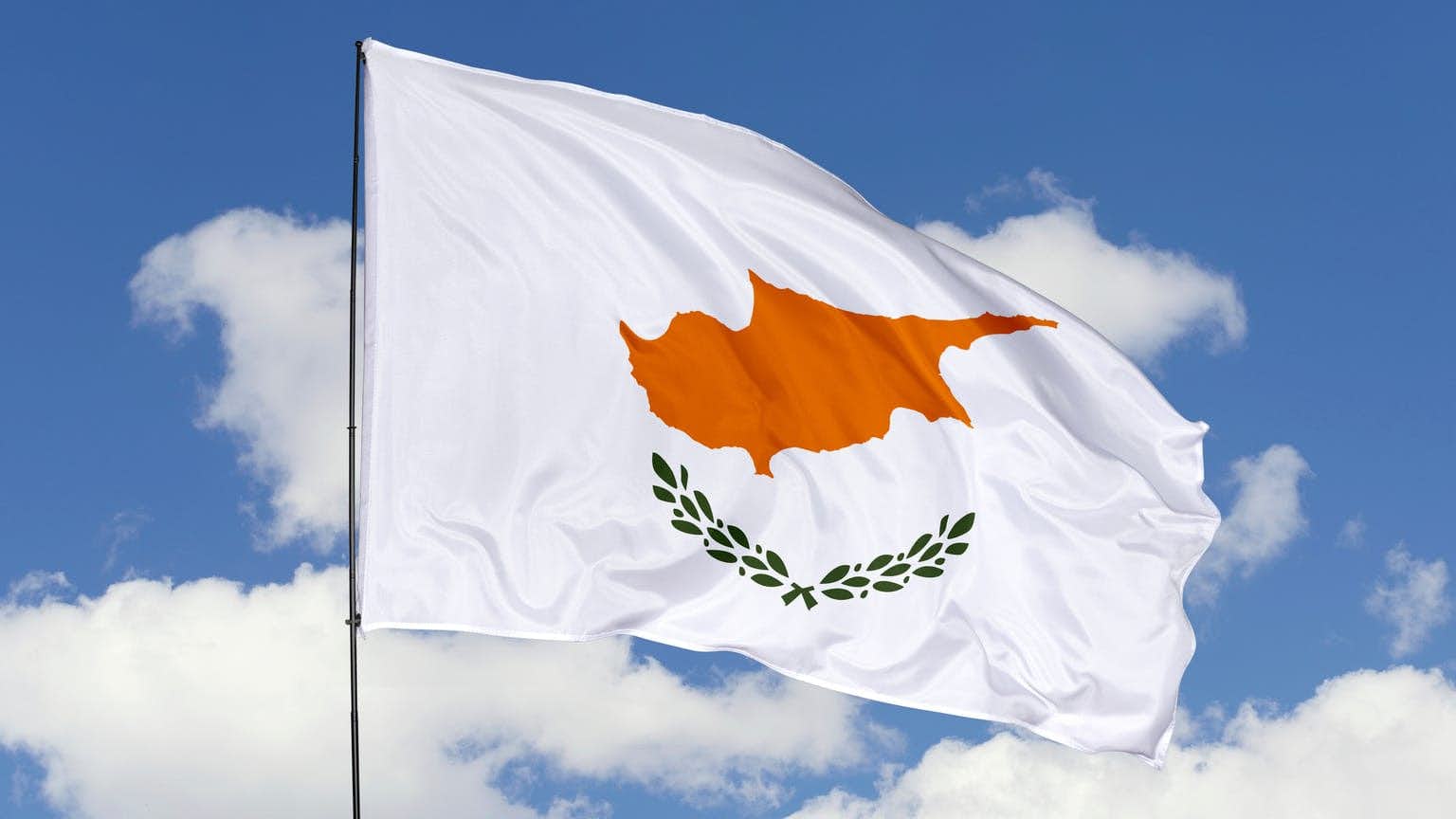 All ways to obtain Cyprus citizenship